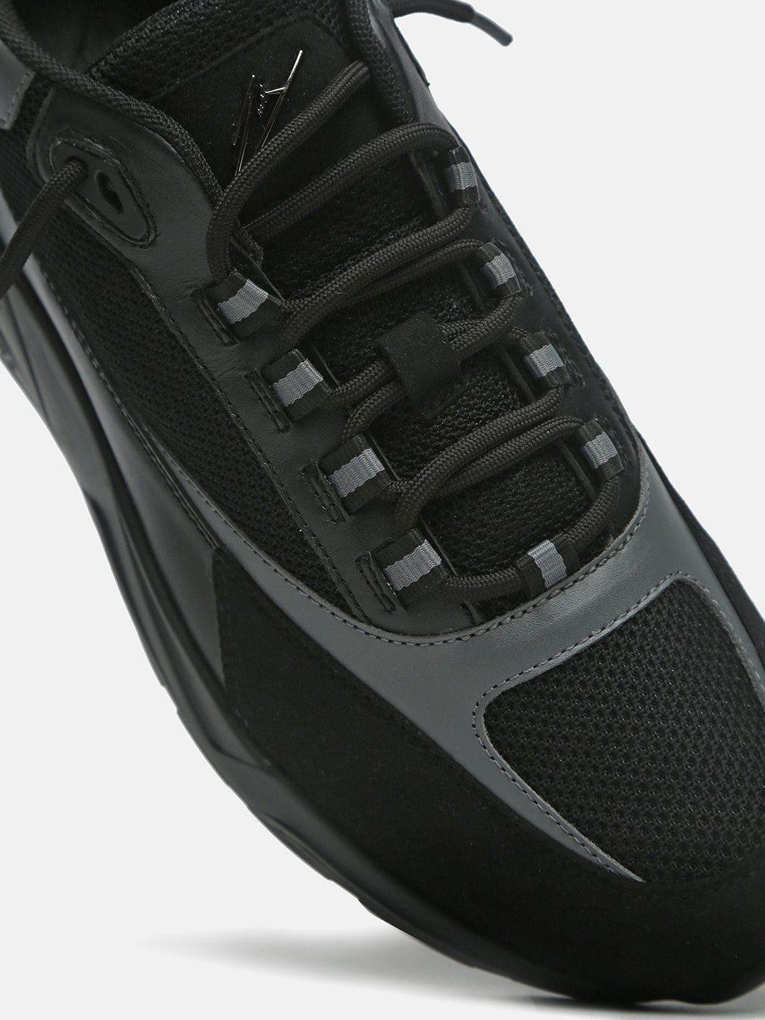 PHANTOM - Lightweight Casual Sneakers - Black
