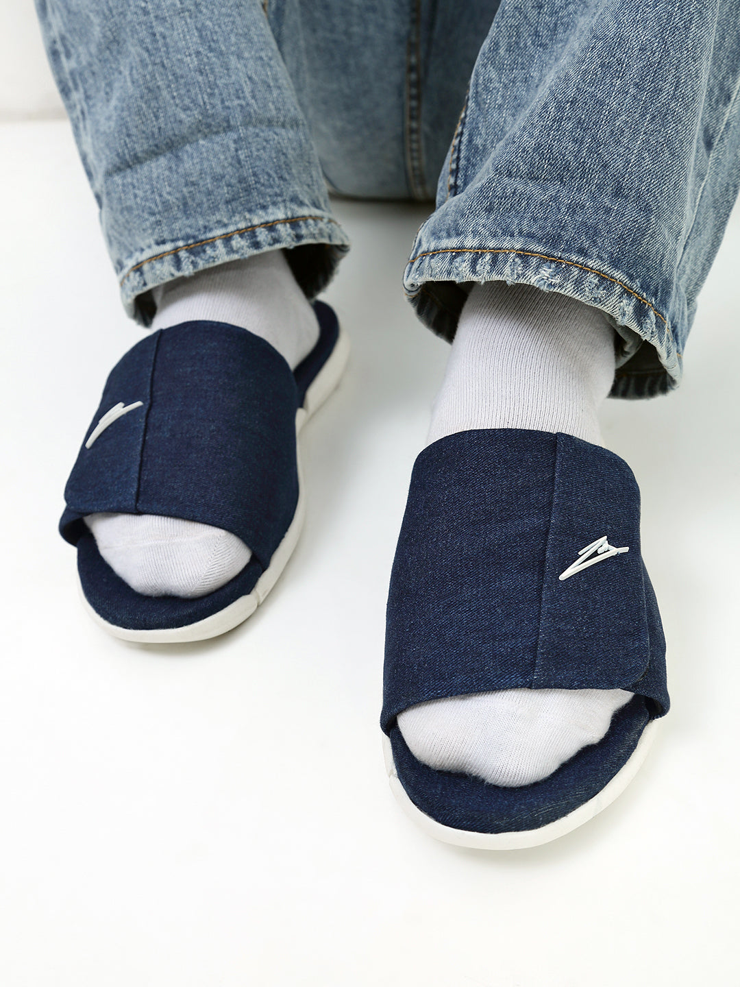 BLUEWASH DENIM