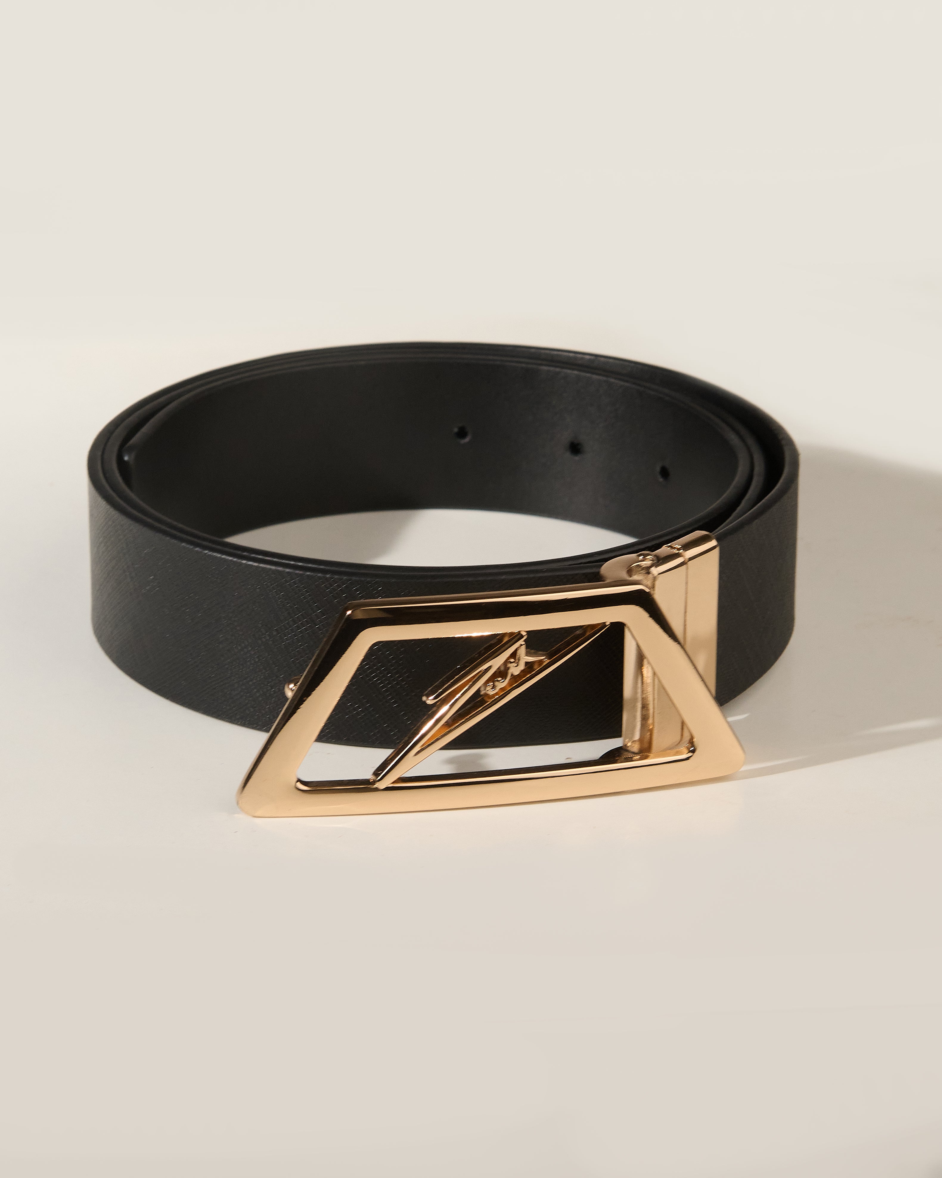 Obsidian Gold Premium Leather Belt - Black