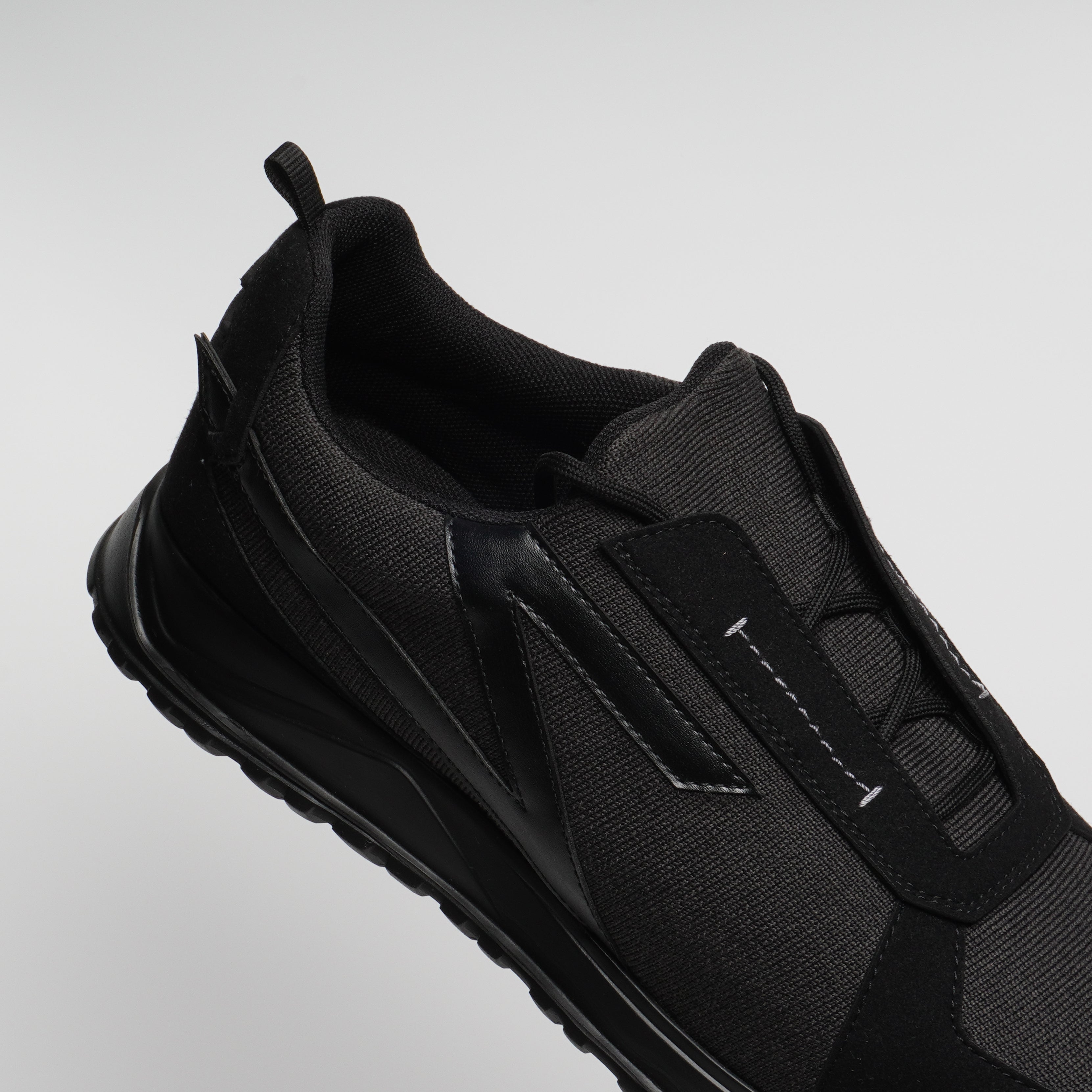 Z600 - BLACK
