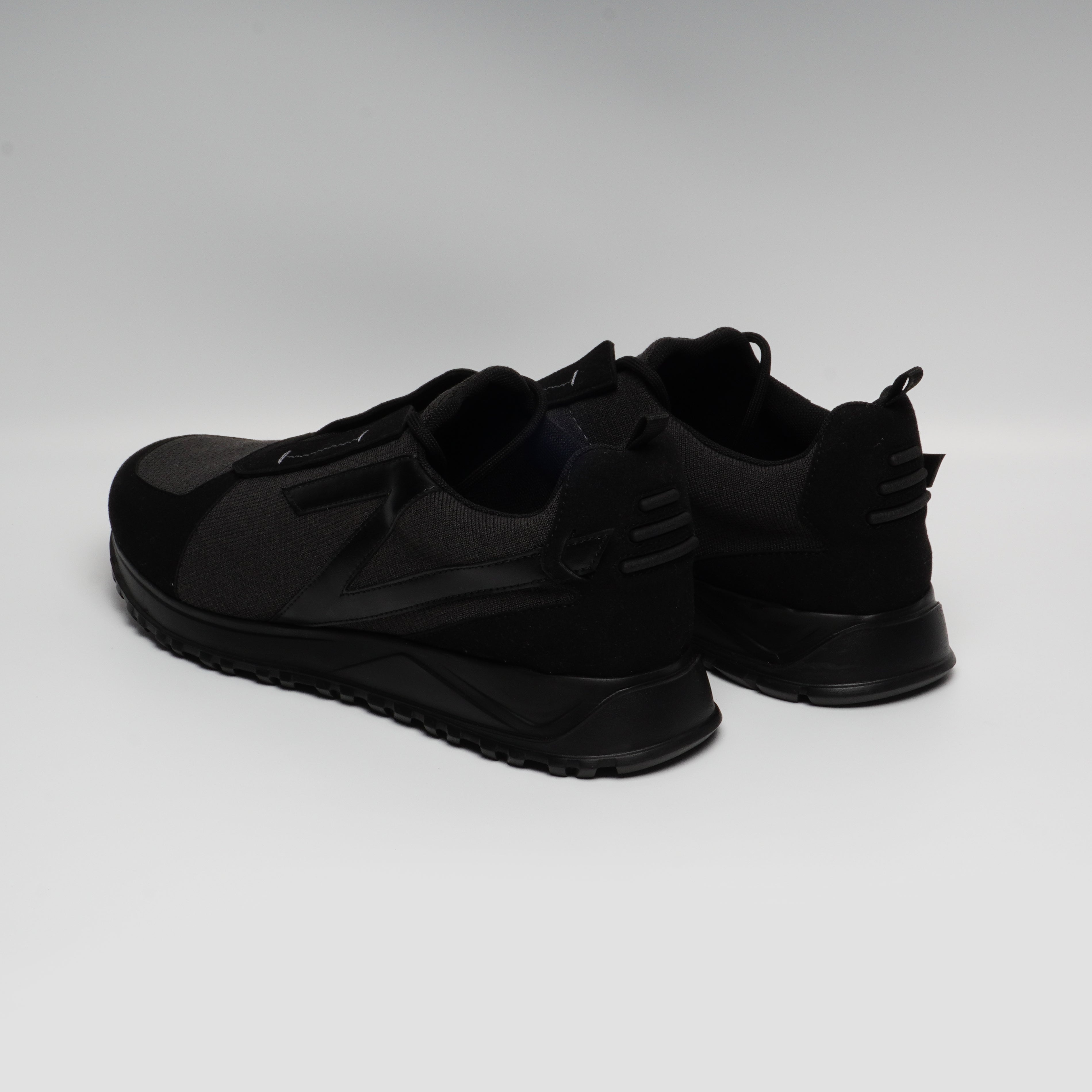 Z600 - BLACK
