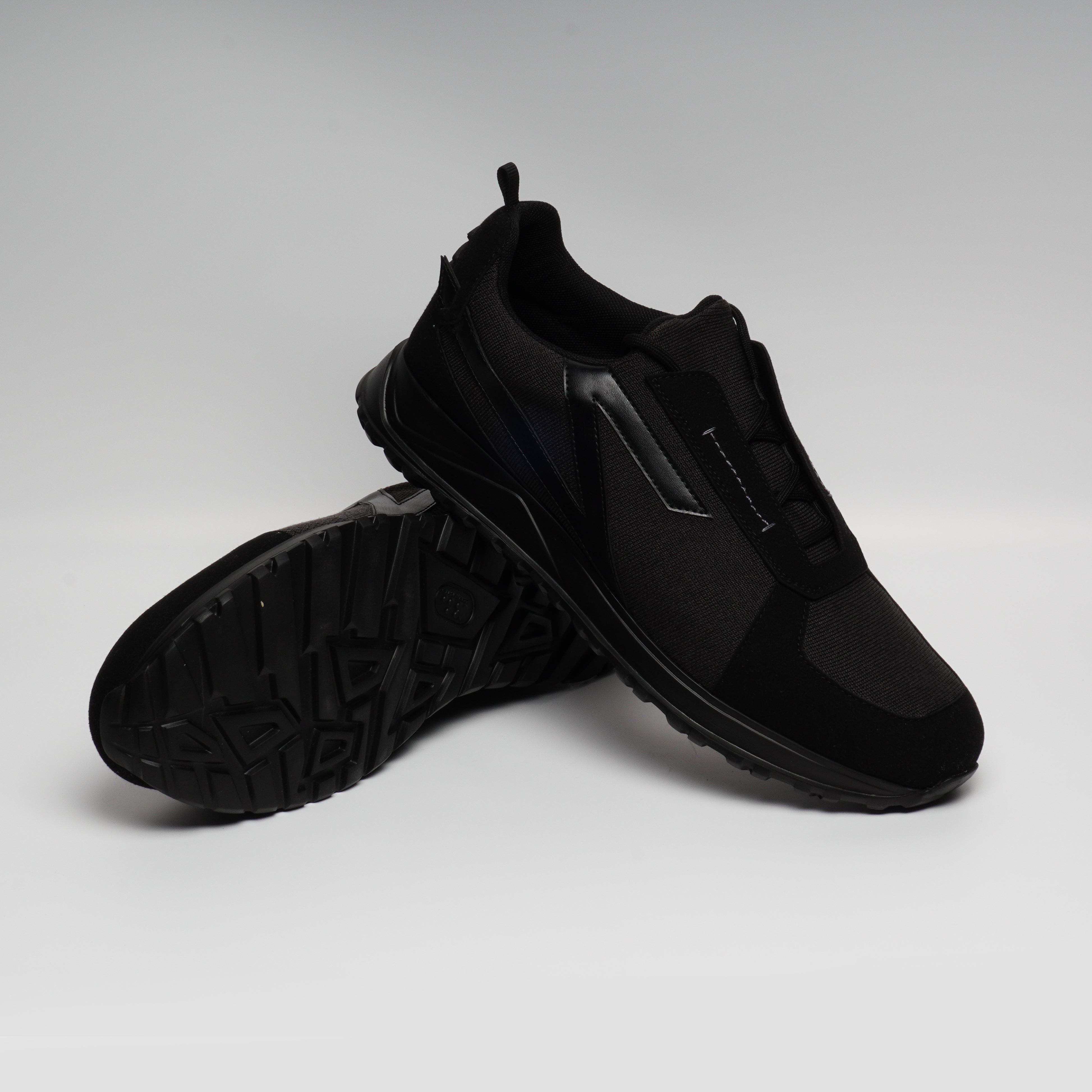 Z600 - BLACK