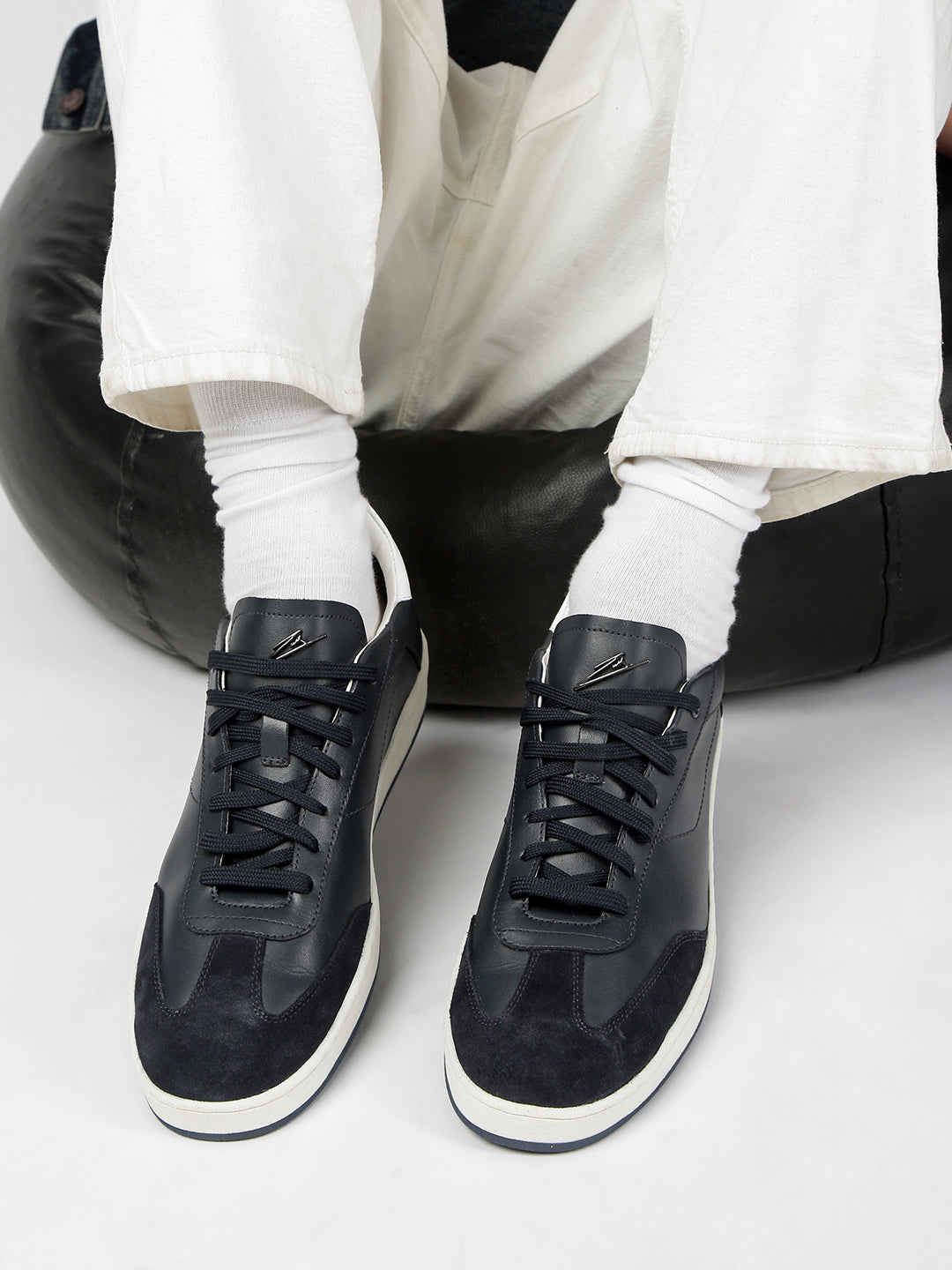 NEBULA - Casual Sneakers