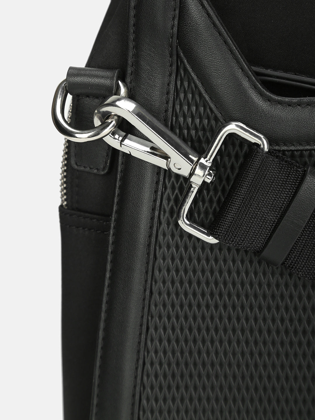 ZS LEDGER – STRUCTURED MESSENGER