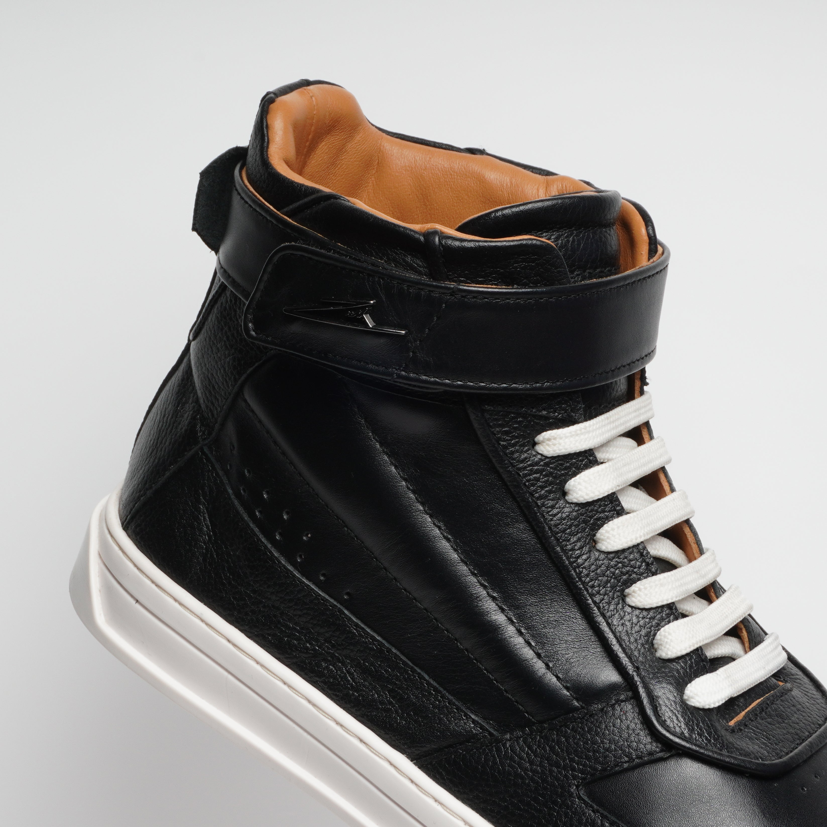 ZH I - BLACK