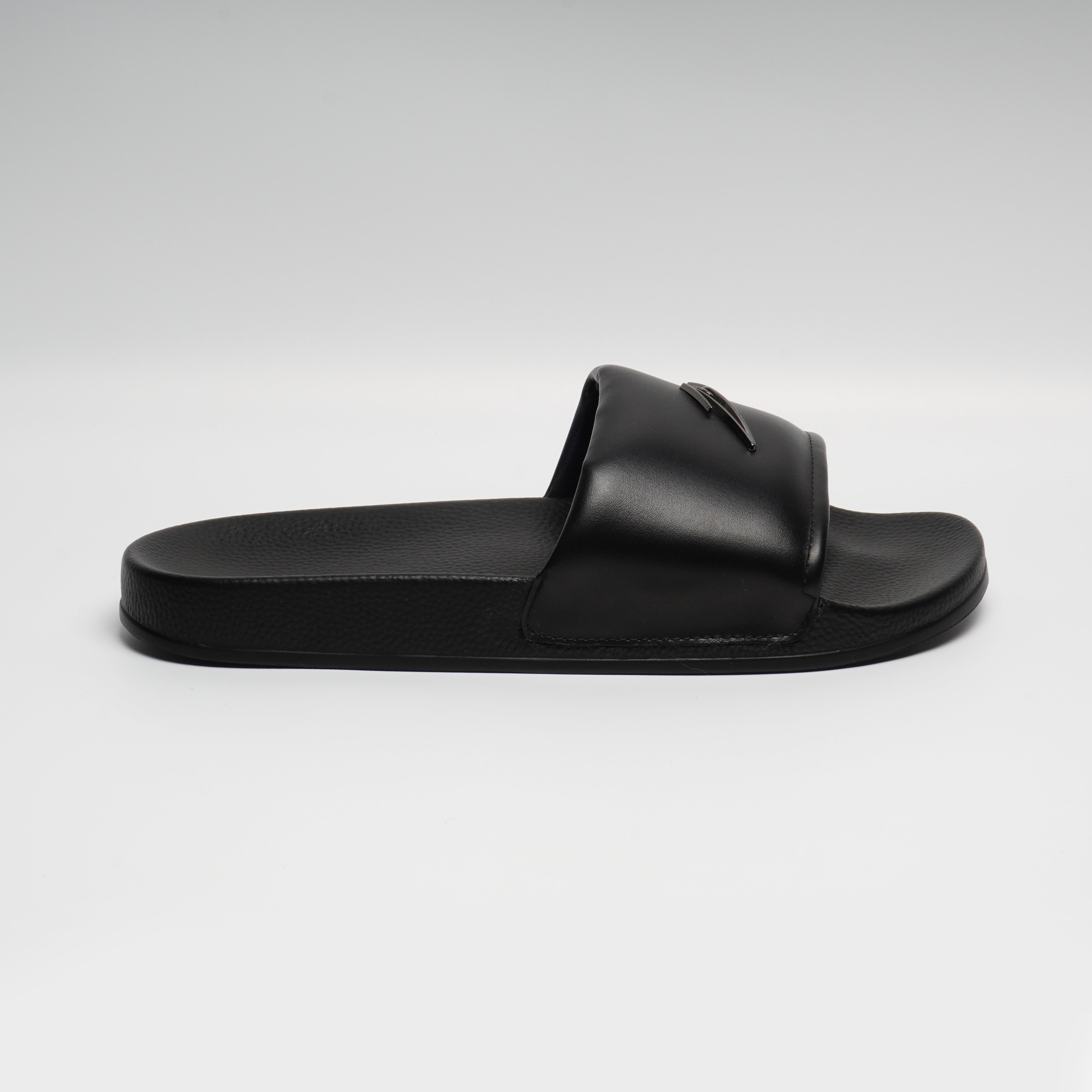 ZF I - BLACK
